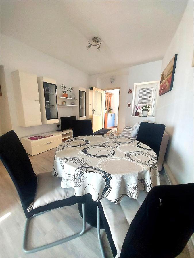 איזולה Apartma_Samy מראה חיצוני תמונה